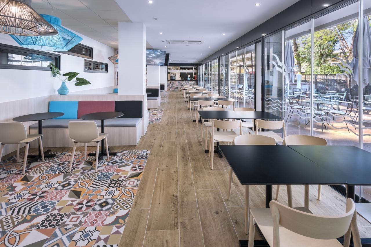 Aparthotel Marinada Салоу Екстериор снимка