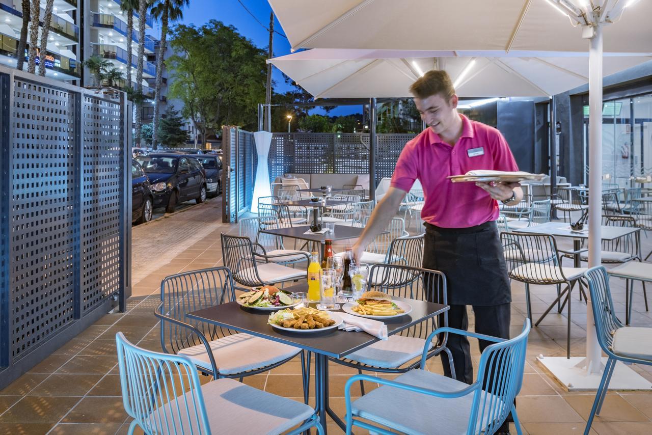Aparthotel Marinada Салоу Екстериор снимка
