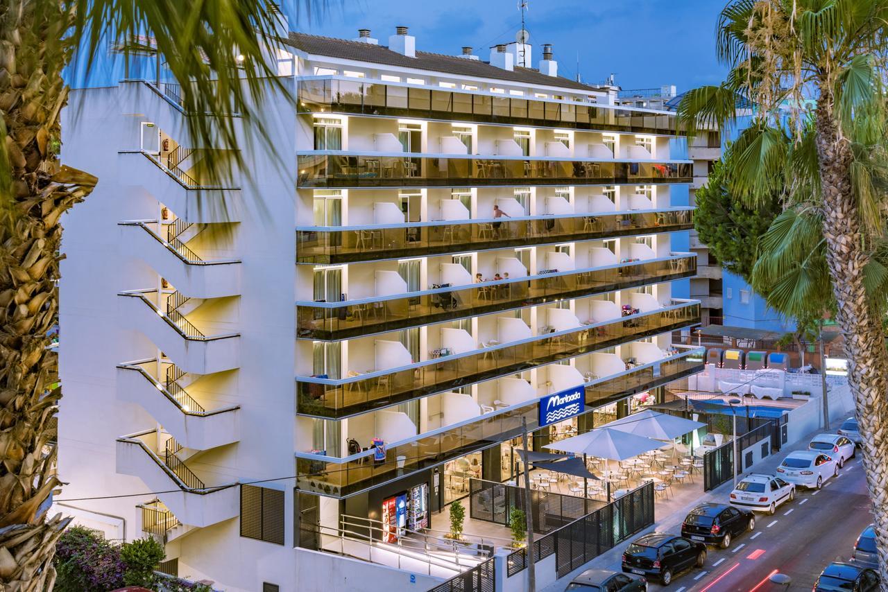 Aparthotel Marinada Салоу Екстериор снимка